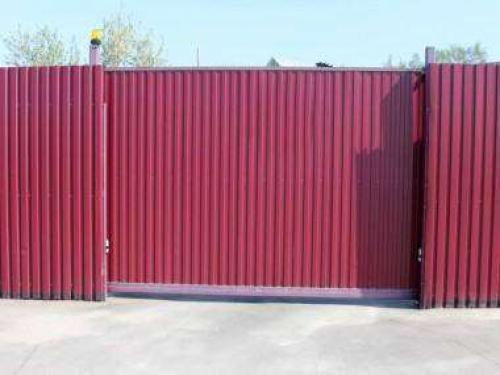 Какой срок службы у распашных ворот из профнастила и какие гарантии обычно предоставляются. Конструкция распашных ворот из профнастила