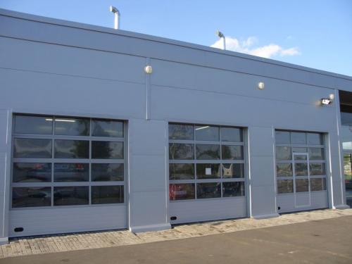 Как обеспечить надежность и долговечность ворот с калиткой. Конструкция сэндвич-панелей и толщина полотна