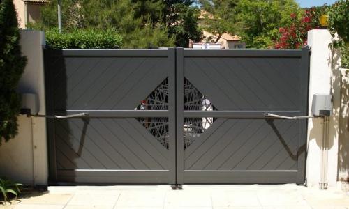 Как защитить деревянные ворота от воздействия погодных условий. Как укрепить ворота от ветра