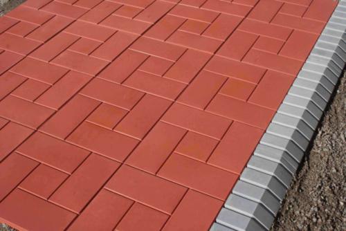 Технология и основные этапы укладки тротуарной плитки на песок. Укладка тротуарной плитки на песок: выбор материалов и все этапы мощения