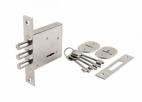 Какие типы замков подходят для металлических ворот с калиткой. Врезные изделия