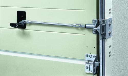 Собери гаражные ворота с калиткой своими руками: пошаговая инструкция 04