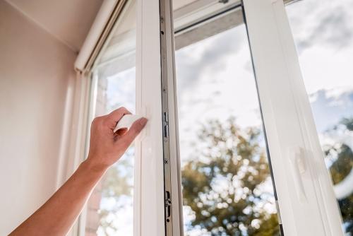 Как правильно использовать ключ для регулировки окна. Как правильно отрегулировать пластиковые окна на зиму