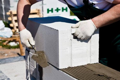 Какие особенности климата района могут повлиять на стоимость строительства дома. Особенности домов в Сибири