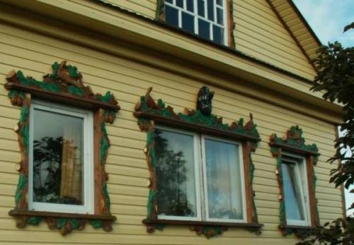 Узоры вокруг окон. О чём рассказывают оконные наличники русских домов: символизм в деревянном зодчестве