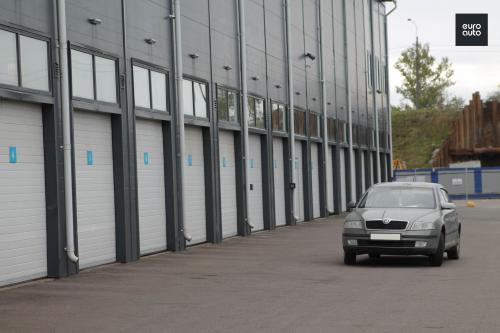 Что делать, если регулировочные винты слишком туго завинчены. Делать развал или ждать, когда само развалится?