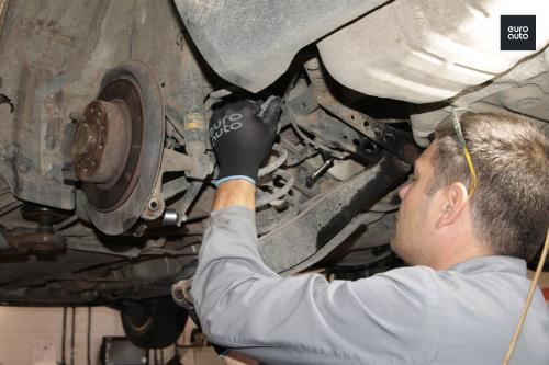 Как правильно затянуть или ослабить регулировочные винты. Делать развал или ждать, когда само развалится?