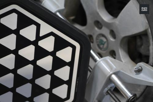 Как правильно затянуть или ослабить регулировочные винты. Делать развал или ждать, когда само развалится?