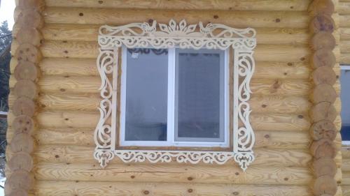 Наличники на окна в деревянном доме. Материалы