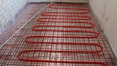 Как сделать теплый пол от отопления в частном доме. Теплые водяные полы в частном доме – инструкция, как сделать своими руками