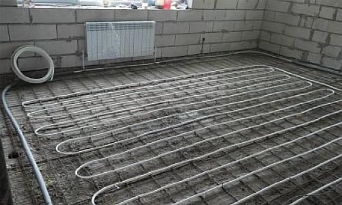 Как сделать теплый пол от отопления в частном доме. Теплые водяные полы в частном доме – инструкция, как сделать своими руками