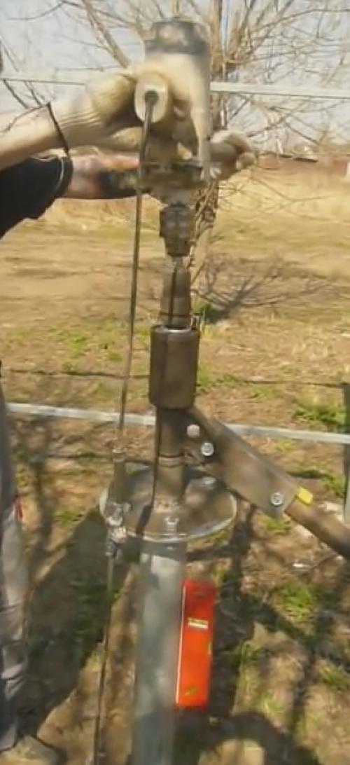 Винтовые сваи крутим дрелью через мясорубку.. Особенности применения «мясорубки» для ввинчивания опор 08