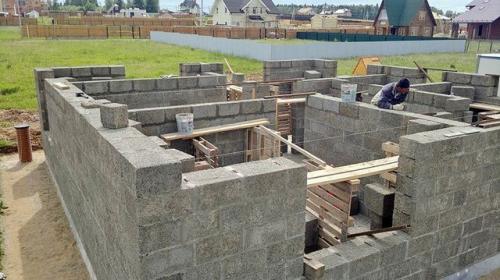 Какие материалы необходимы для производства арболитовых блоков. Что такое арболит, и каковы его основные преимущества