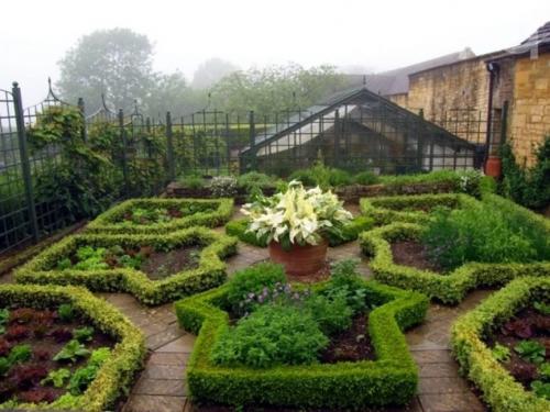 Грядки своими руками не, как у всех: интересные идеи. Форма и высота