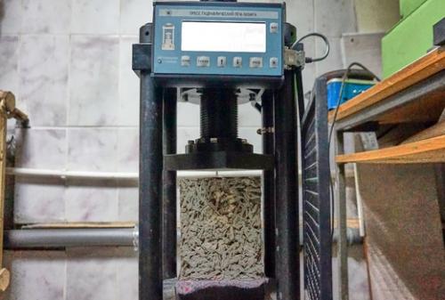 Как проверить качество арболитового блока перед покупкой. Марки прочности арболита: классификация и особенности