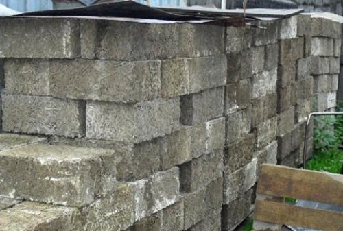 Как проверить качество арболитового блока перед покупкой. Марки прочности арболита: классификация и особенности