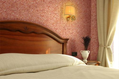 Основные виды обоев для спальни. Виды обоев для спальни