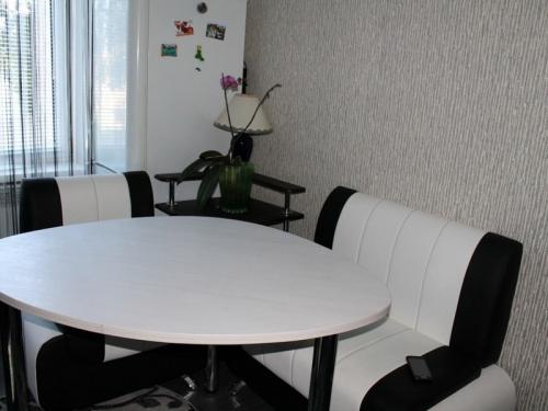 Обои для спальни 2022 года. 10 лучших коллекций 33