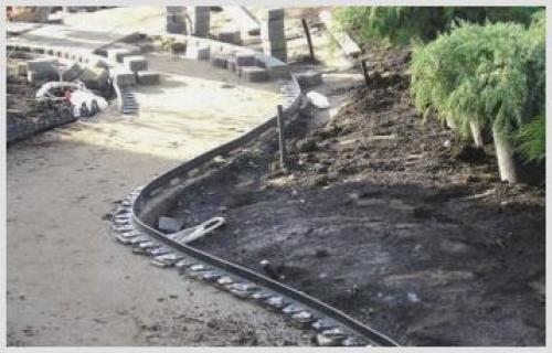 Дорожка из тротуарной плитки на даче. Все, что нужно знать про укладку тротуарной плитки в саду 05