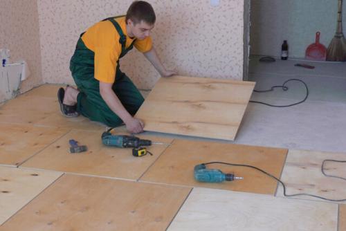 Как стелить фанеру на деревянный пол. Какую фанеру стелить 05