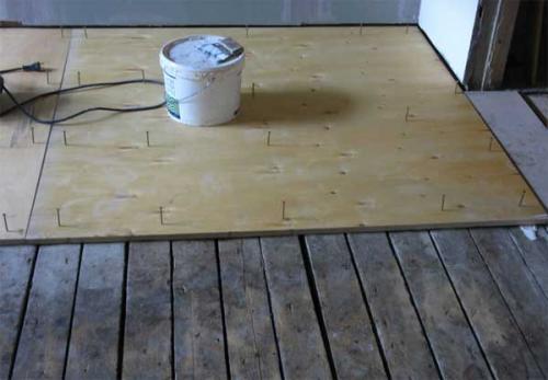 Как выбрать толщину фанеры для укладки на деревянный пол. Размеры фанерных листов 10 Как выбрать толщину фанеры для укладки на деревянный пол. Размеры фанерных листов 10