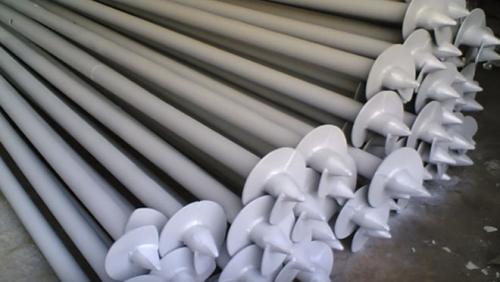 Пол каркасного дома на винтовых сваях. Винтовые сваи