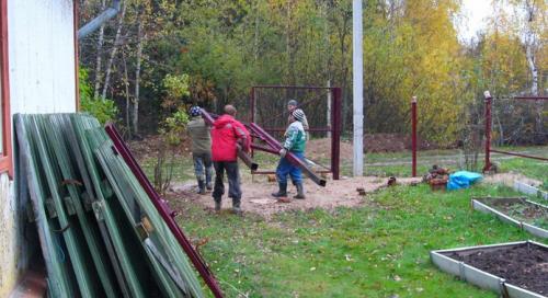 Ворота из профнастила своими руками чертеж. Ворота из профлиста своими руками. Чертежи, схемы, инструкция