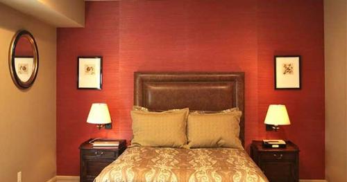 Как скомбинировать обои в спальне. Комбинированные обои: зачем это нужно?