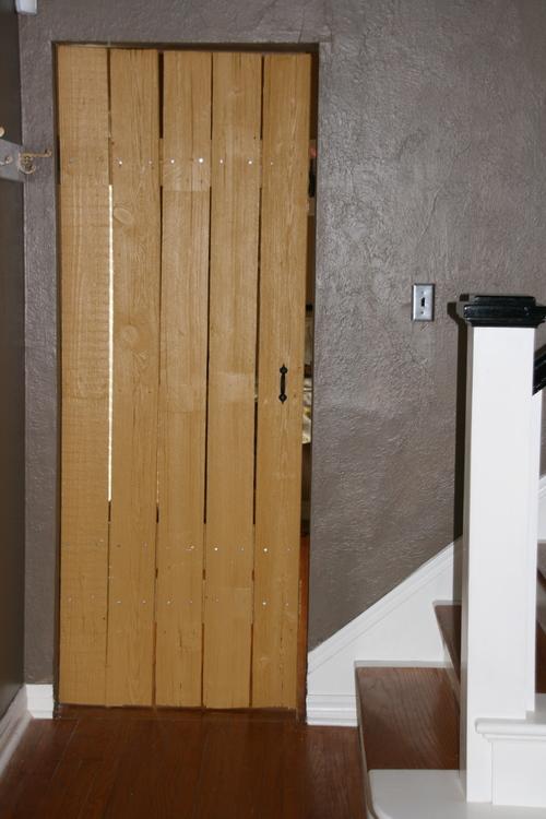 Входные деревянные двери с установкой. Как установить двери деревянные межкомнатные своими руками