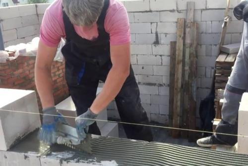 Замес клея для газобетона и расчет его расхода. Какой нужен для стен из газоблоков? 08