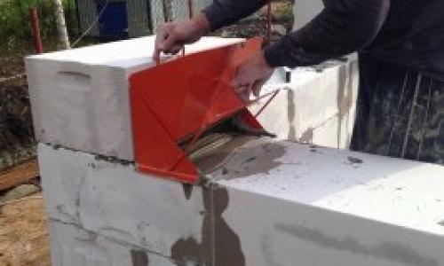 Как выбрать клей для газобетонных блоков. Сухие клеевые смеси для газобетона 07