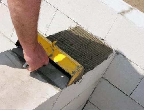 Клей для газобетона характеристики. Клей для газобетона, что это?