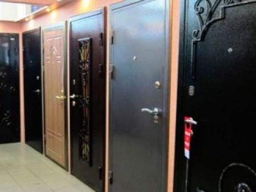 Теплее и энергоэффективнее: способы утепления металлических дверей без разборки 23 Теплее и энергоэффективнее: способы утепления металлических дверей без разборки 23