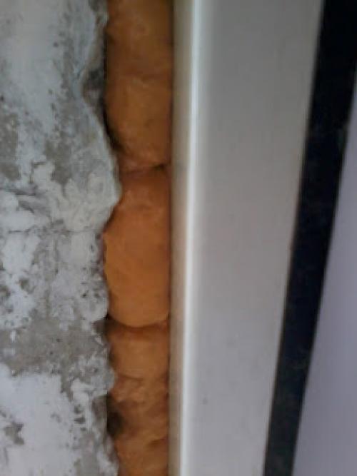 Наконец-то нашел способ заделать щель между окном.. Как и чем заделывать щели в окнах