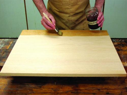 Можно ли наносить на ламинированную влагостойкую фанеру покрытие для защиты от царапин. Лаки для покрытия фанеры: зачем нужна лакировка и как правильно покрыть фанеру своими руками? Советы по выбору производителя