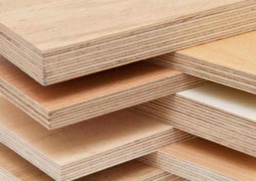 Как правильно укладывать ламинированную влагостойкую фанеру на пол. В каких случаях возможно использование фанеры при выполнении отделочных работ