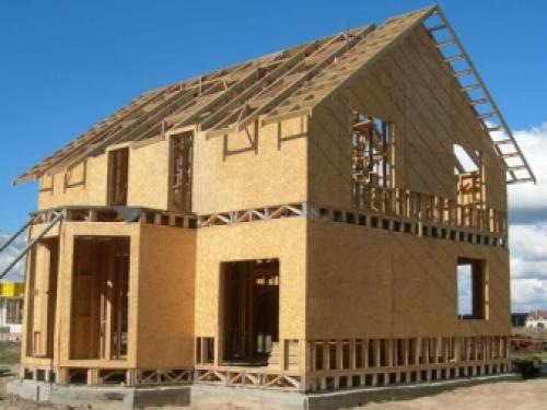 Отличие щитового дома от каркасного. Каркасный и щитовой дом: в чём отличие? 02