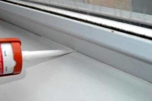 Сквозняк между рамой и подоконником. Причины 14