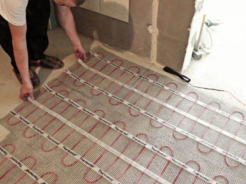 Теплый пол на кухне. Тёплый пол на кухне. Сколько электричества потребляет и нужен ли вообще? 01