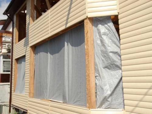 Монтаж сайдинга своими руками поэтапно. Монтаж сайдинга своими руками пошаговая инструкция, как установить внешнюю ПВХ отделку