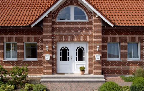 Сайдинг для цоколя дома. Цокольный сайдинг: Особенности материала. 180+(Фото) наружной отделки своими руками (камень, пластик, дерево)