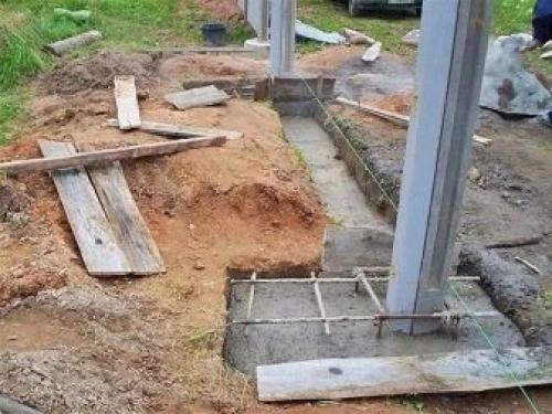 Как сделать ворота с калиткой из профнастила. Как сделать своими руками? 04 Как сделать ворота с калиткой из профнастила. Как сделать своими руками? 04