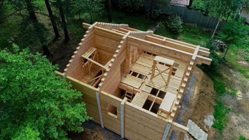 Все о домах из клееного бруса: преимущества, недостатки и советы по выбору 01