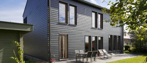 Виниловый или металлический сайдинг: сравнение характеристик и выгод 04 Виниловый или металлический сайдинг: сравнение характеристик и выгод 04