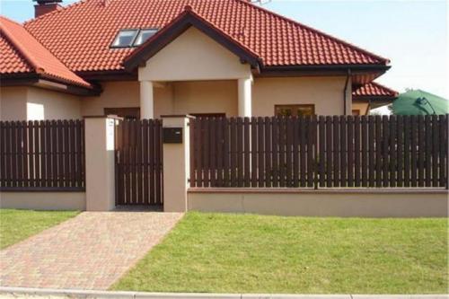 Заборы с воротами из профлиста. Завершающий этап 20