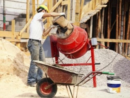 Пропорции бетона для отмостки. Прочная и долговечная отмостка: как приготовить цементный раствор и какие добавки использовать 06 Пропорции бетона для отмостки. Прочная и долговечная отмостка: как приготовить цементный раствор и какие добавки использовать 06