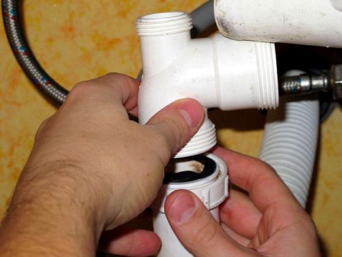 Решил проблему с засором в трубах раз и навсегда. Как быстро избавиться от засоров в трубах: народные способы и экстренные меры