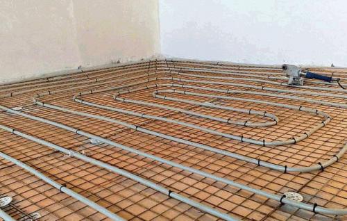 Технология укладки водяного теплого пола под плитку. Монтаж системы 02 Технология укладки водяного теплого пола под плитку. Монтаж системы 02