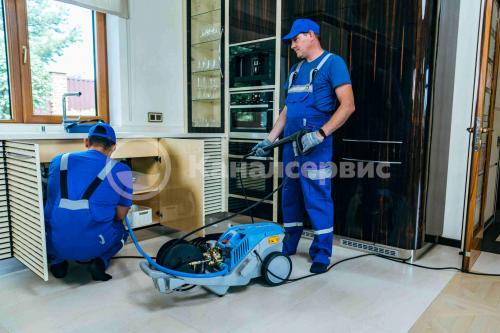 Какие инструменты необходимы для самостоятельного удаления Засоров. Как прочистить засор в трубе, на кухне или в ванной?