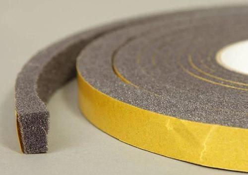 Как утеплить двери в частном доме своими руками. Какой утеплитель лучше выбрать?